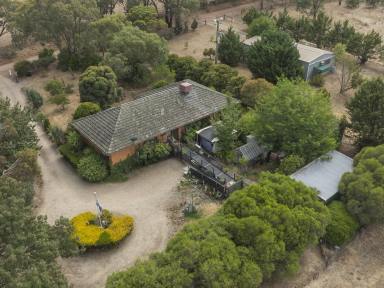 Acreage/Semi-rural Sold - VIC - Seymour - 3660 - Small acreage minutes from town.  (Image 2)