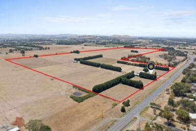 Lifestyle For Sale - VIC - Mount Rowan - 3352 - OUTSTANDING BALLARAT CITY FRINGE LANDBANK OPPORTUNITY  (Image 2)