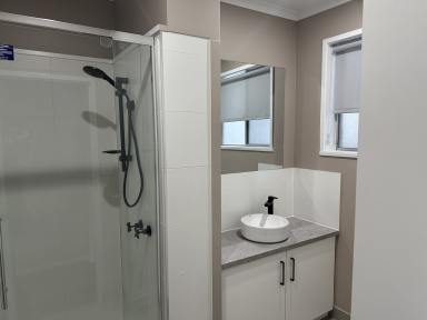 Unit Leased - VIC - Portland - 3305 - Beautiful Tidy Unit  (Image 2)