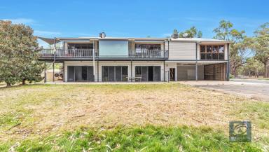 House Auction - NSW - Moama - 2731 - Mortgagee Auction.
6 Bedroom Residence - with Water Front to Deep Lagoon. 
2.82 HA  (6.97 Acres )  (Image 2)