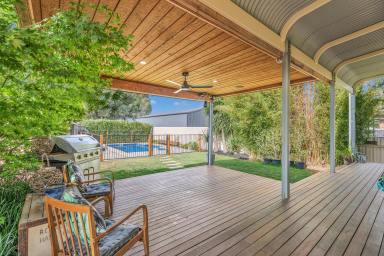 House For Sale - VIC - Rochester - 3561 - MAKE A SPLASH THIS SUMMER! ENTERTAINERS DELIGHT! (Image 2)