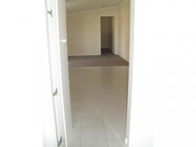 Unit Leased - NSW - Coniston - 2500 - FREESTANDING 1 BEDROOM UNIT  (Image 2)