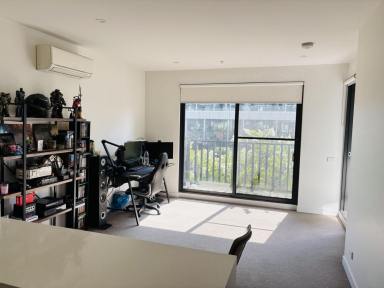 Apartment For Sale - VIC - Brunswick West - 3055 - Cozy 2 Bed in Brunswick West (Image 2)