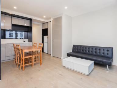 Apartment For Lease - VIC - Melbourne - 3000 - Fully Furnished 2 Bedroom Apartment in the heart of Melbourne CBD  (Image 2)