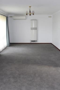 Unit Leased - VIC - Hamilton - 3300 - Low Maintenance Unit in Prime Location  (Image 2)