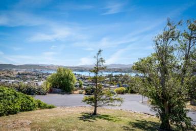 House For Sale - TAS - Austins Ferry - 7011 - Terrific Starter  (Image 2)