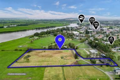 House Sold - NSW - Raymond Terrace - 2324 - LIFESTYLE, LOCATION & UNMATCHED VIEWS WITH A PRICE REDUCTION!  (Image 2)