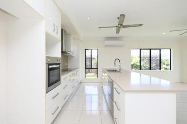 House For Lease - QLD - White Rock - 4868 - Large Home - Stone Benchtops - Solar - Paw Paws - Side Access  (Image 2)