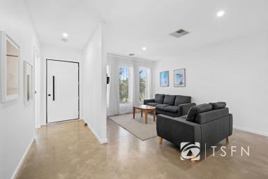 Townhouse For Sale - VIC - Golden Square - 3555 - Large-than-average contemporary townhouse A surprise inside  (Image 2)