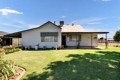 House For Sale - VIC - Red Cliffs - 3496 - You can't go wrong with Coorong!  (Image 2)