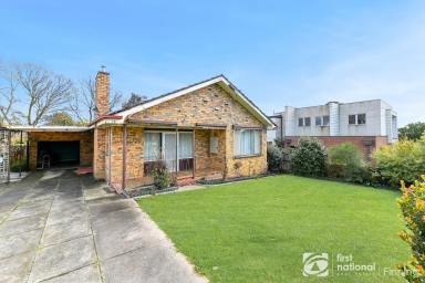 House For Lease - VIC - Cranbourne - 3977 - Enjoy this perfect location, no need to drive your car!  (Image 2)