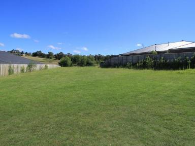 Residential Block For Sale - VIC - Lucknow - 3875 - PRIME VACANT BLOCK WITH STUNNING RURAL VIEWS!  (Image 2)