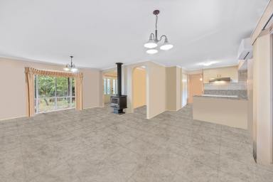 House For Sale - VIC - Gordon - 3345 - Modern Country Living with Accessibility and Space  (Image 2)