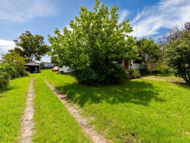 House For Sale - NSW - Bega - 2550 - UNLOCK THE POTENTIAL!  (Image 2)