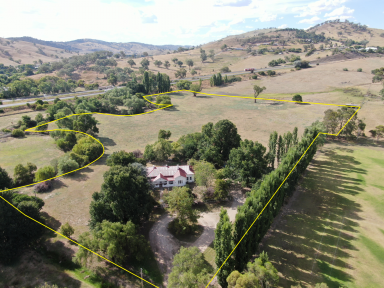 House For Sale - NSW - Gundagai - 2722 - Historic Homestead "Trinity Lee" in Gundagai  (Image 2)