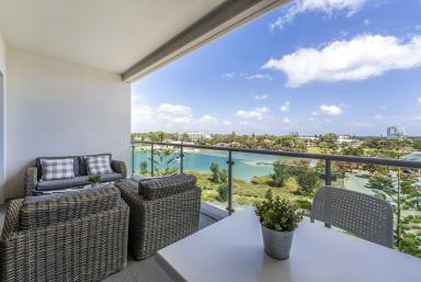 Apartment For Sale - WA - Mandurah - 6210 - 4TH FLOOR WITH STUNNING MARINA VIEWS  (Image 2)