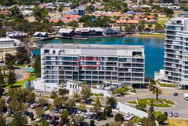 Apartment For Sale - WA - Mandurah - 6210 - CENTRE STAGE WITH 6TH FLOOR VIEWS  (Image 2)