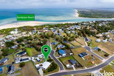 House For Sale - TAS - Coles Bay - 7215 - Coastal Lifestyle Home Awaits  (Image 2)