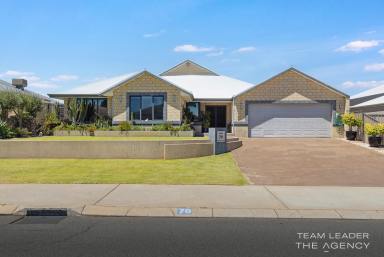 House For Sale - WA - Dudley Park - 6210 - Spacious Family Home in Dudley Park  (Image 2)