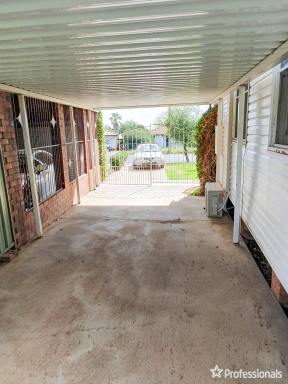 House For Lease - NSW - South Tamworth - 2340 - 101 Sussanne Street  (Image 2)