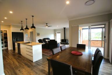 House For Sale - NSW - Inverell - 2360 - Quality Built Home in a Popular Sought after Location  (Image 2)