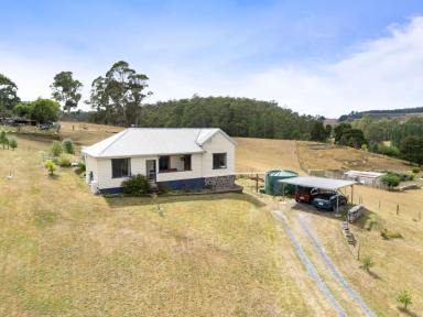 House For Sale - TAS - Wilmot - 7310 - Stunning Views & Modern Comfort  (Image 2)