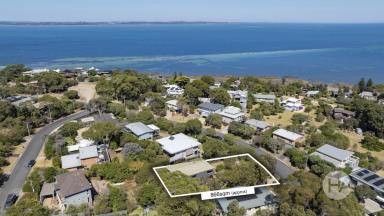 House For Sale - VIC - Somers - 3927 - Charming Somers Home with Stunning Views  (Image 2)