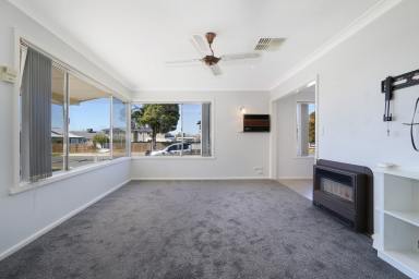 House For Lease - NSW - Lavington - 2641 - LOVELY THREE BEDROOM HOUSE!  (Image 2)