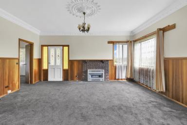 House Leased - VIC - Portland - 3305 - Great Location!  (Image 2)