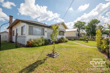 House For Sale - NSW - Glen Innes - 2370 - Charming, Character filled, Renovated Home  (Image 2)