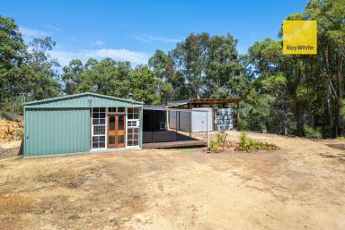 House For Sale - WA - Nannup - 6275 - Retreat on the banks of the Blackwood River  (Image 2)