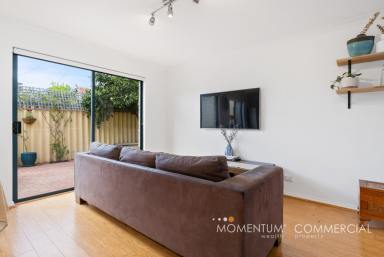 Townhouse For Sale - WA - Victoria Park - 6100 - Stylish Townhouse in a Prime Location!  (Image 2)