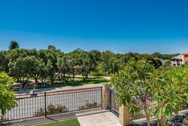 House For Sale - WA - Iluka - 6028 - PEACEFUL AND PRETTY PARKLAND PERFECTION !!  (Image 2)