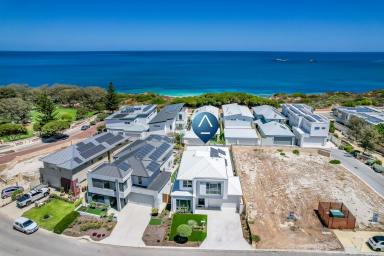 House For Sale - WA - Burns Beach - 6028 - FOOTSTEPS TO THE DUNES!!  (Image 2)