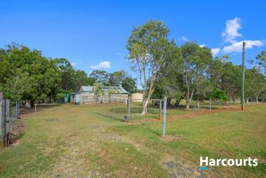 House For Sale - QLD - Redridge - 4660 - ACREAGE LIVING - 3 BEDROOM HOME - TOWN WATER  (Image 2)