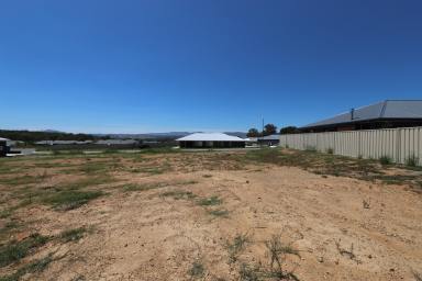 Residential Block For Sale - NSW - Tumut - 2720 - Ready to build on!  (Image 2)