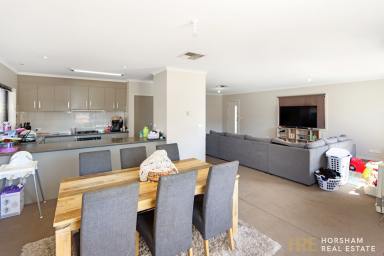 House For Sale - VIC - Horsham - 3400 - Sound Property Investment.  (Image 2)