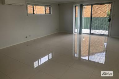 Unit For Lease - NSW - Taree - 2430 - Close to Everything  (Image 2)