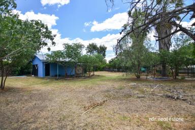 House For Sale - NSW - Inverell - 2360 - RENOVATE, REVIVE, RENEW  (Image 2)