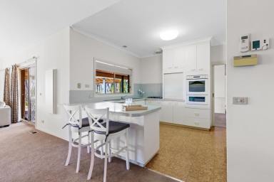 House For Sale - VIC - Maiden Gully - 3551 - Breathtaking Views & Unmatched Tranquility!  (Image 2)