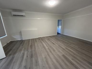 House For Lease - NSW - Tamworth - 2340 - FULLY REFURBISHED FOUR BEDROOM HOME IN SOUTH TAMWORTH  (Image 2)