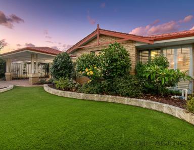 House For Sale - WA - Canning Vale - 6155 - Stunning Family Living in Sought-After Waratah Estate  (Image 2)