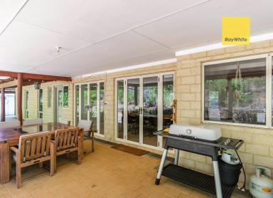 House For Lease - WA - Nannup - 6275 - HOME AMONGST THE TREES  (Image 2)