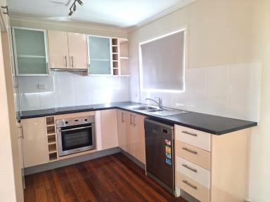 House For Sale - QLD - Macleay Island - 4184 - Quiet and convenient location  (Image 2)