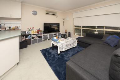 Townhouse For Sale - VIC - Swan Hill - 3585 - Easy Care Unit  (Image 2)