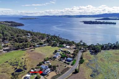 House For Sale - TAS - Murdunna - 7178 - Looking for your dream lifestyle? Fun, sun and beach close by?  (Image 2)