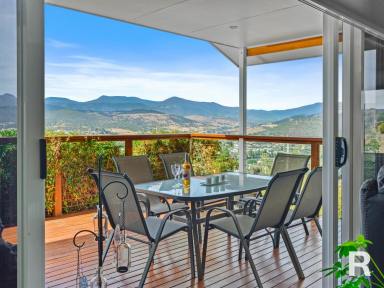 House For Sale - TAS - New Norfolk - 7140 - Derwent Valley's Best Kept Secret  (Image 2)