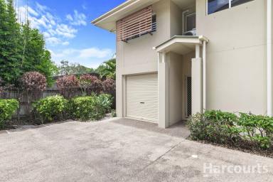 Townhouse For Sale - QLD - Scarness - 4655 - Work Hard - Live Easy !!  (Image 2)