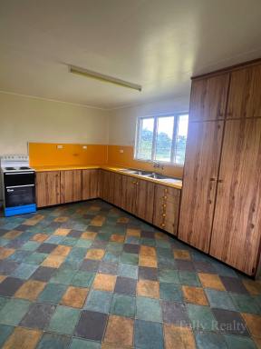 House For Sale - QLD - Tully - 4854 - Solid Home  (Image 2)