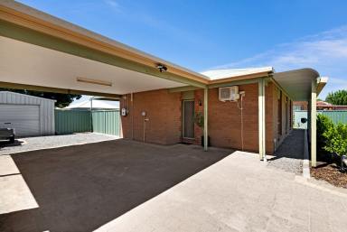 House For Sale - VIC - Mildura - 3500 - Stylish & Low-Maintenance Living in Mildura  (Image 2)